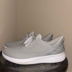 Men's Gray Athletic Shoes
